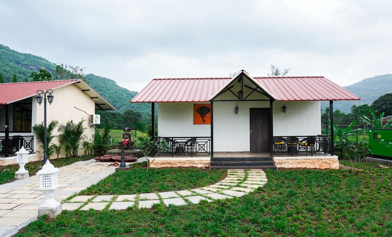 Ninad Homestays Karjat Exteriér fotografie