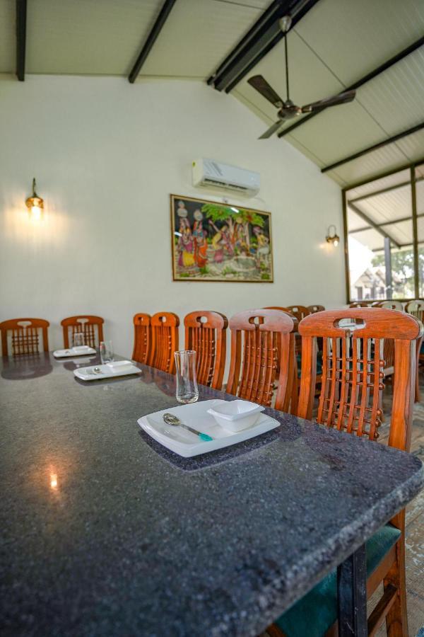Ninad Homestays Karjat Exteriér fotografie