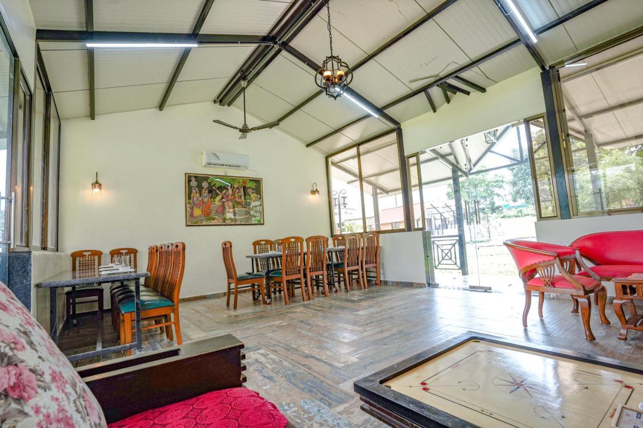 Ninad Homestays Karjat Exteriér fotografie