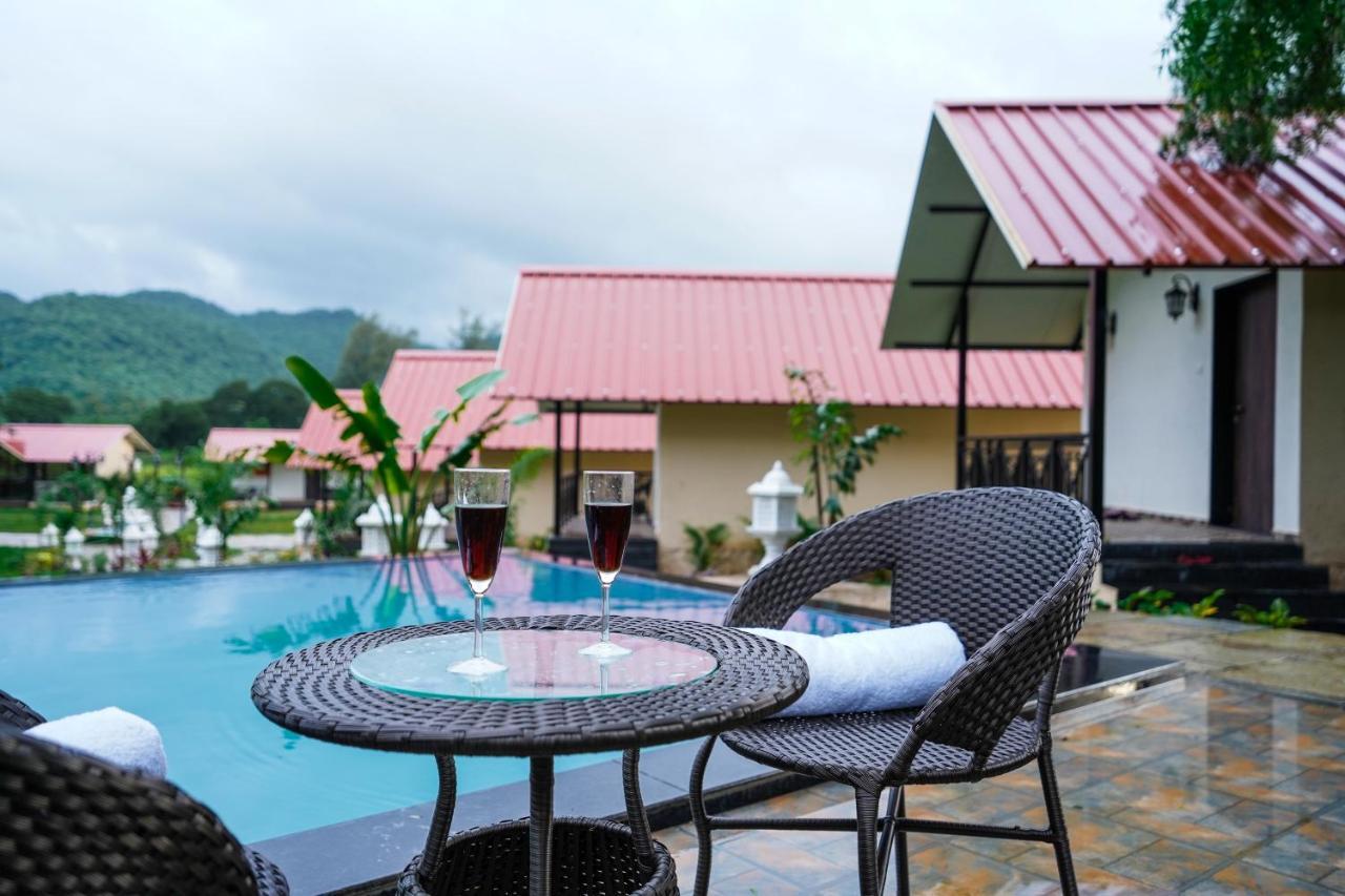 Ninad Homestays Karjat Exteriér fotografie