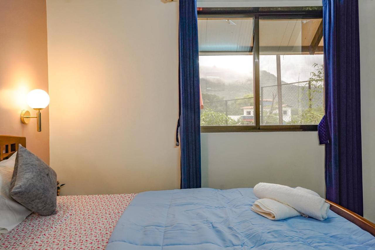 Ninad Homestays Karjat Exteriér fotografie