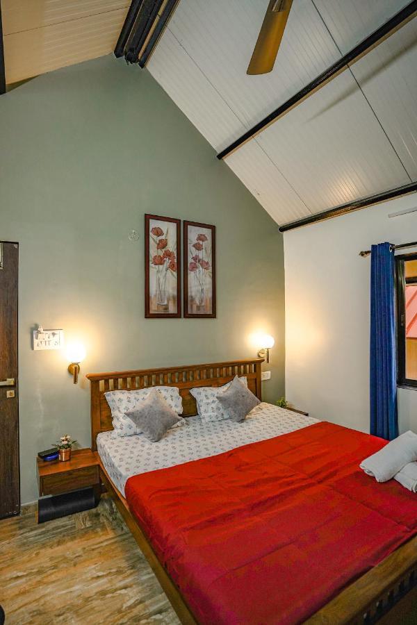 Ninad Homestays Karjat Exteriér fotografie