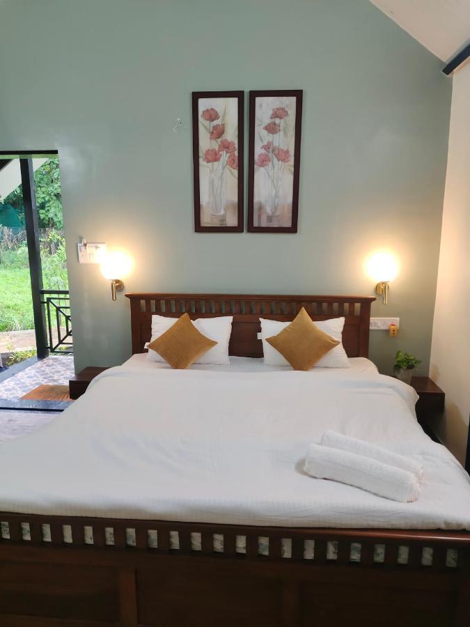 Ninad Homestays Karjat Exteriér fotografie