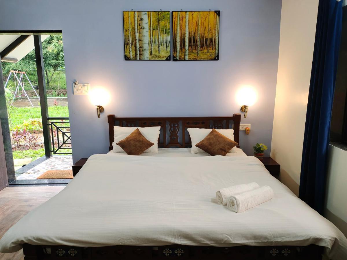 Ninad Homestays Karjat Exteriér fotografie